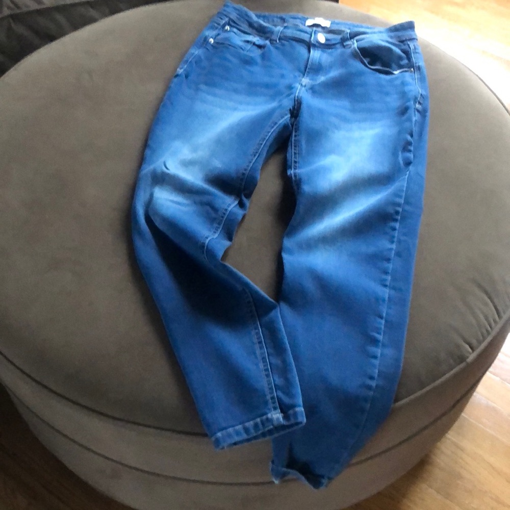 Size 8 Kensie Jeans